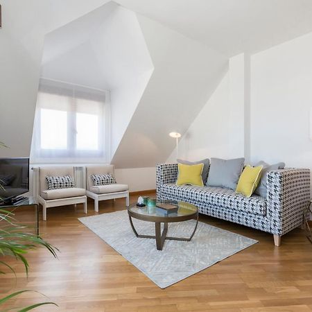 Apartamento Boutique Con Terraza Y Vistas Al Mar. Porto Vilanova Вилануева де Ароса Екстериор снимка