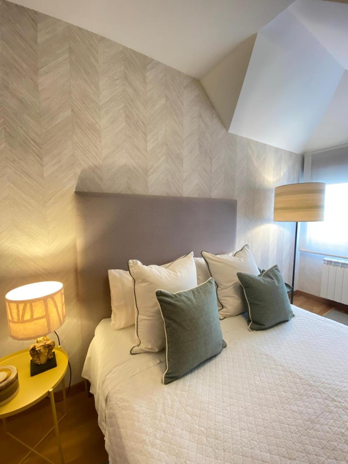Apartamento Boutique Con Terraza Y Vistas Al Mar. Porto Vilanova Вилануева де Ароса Екстериор снимка